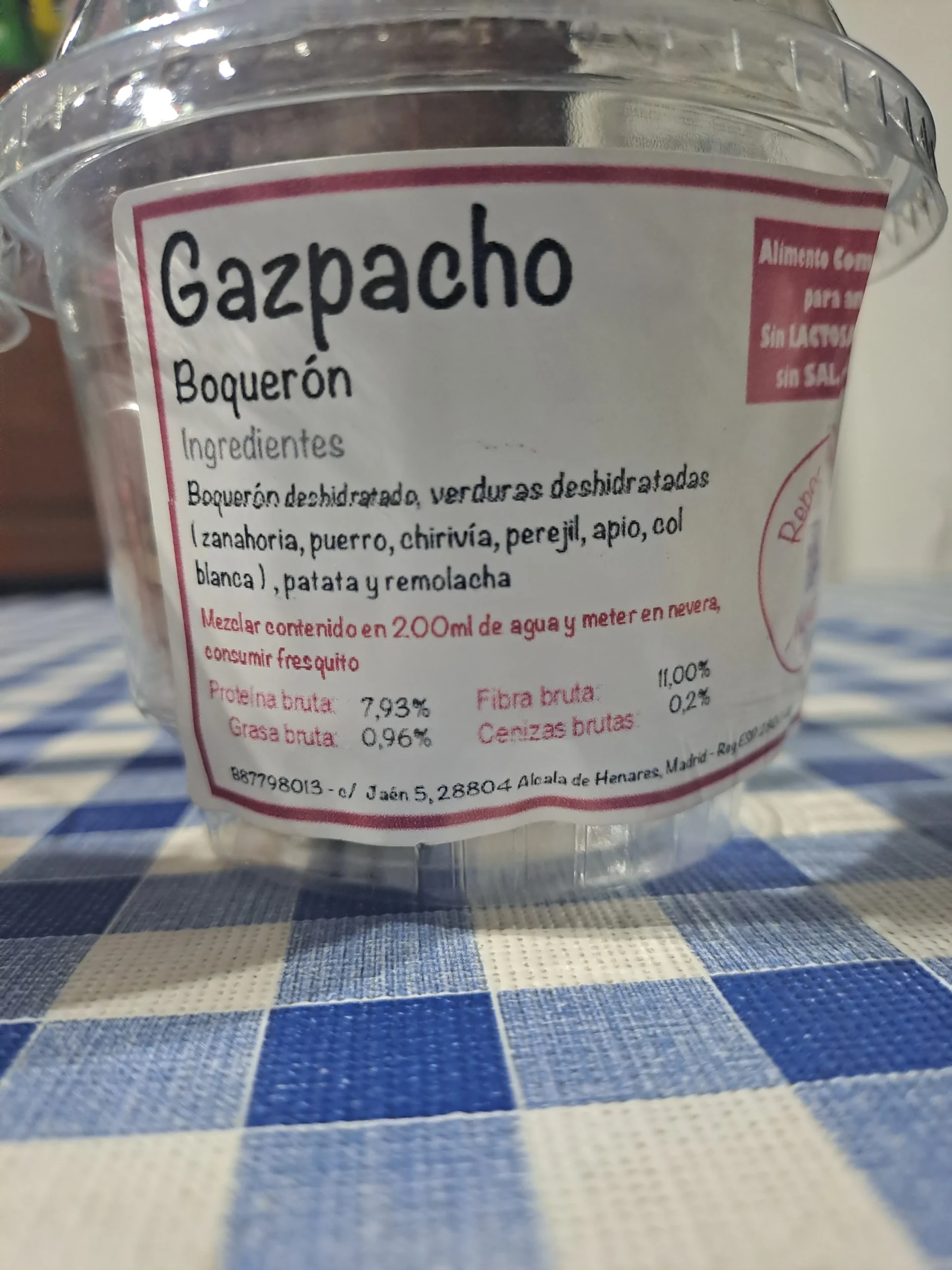 Gazpacho de boquer贸n perros
