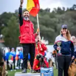 Rafael Catalán Micó junto a su perro