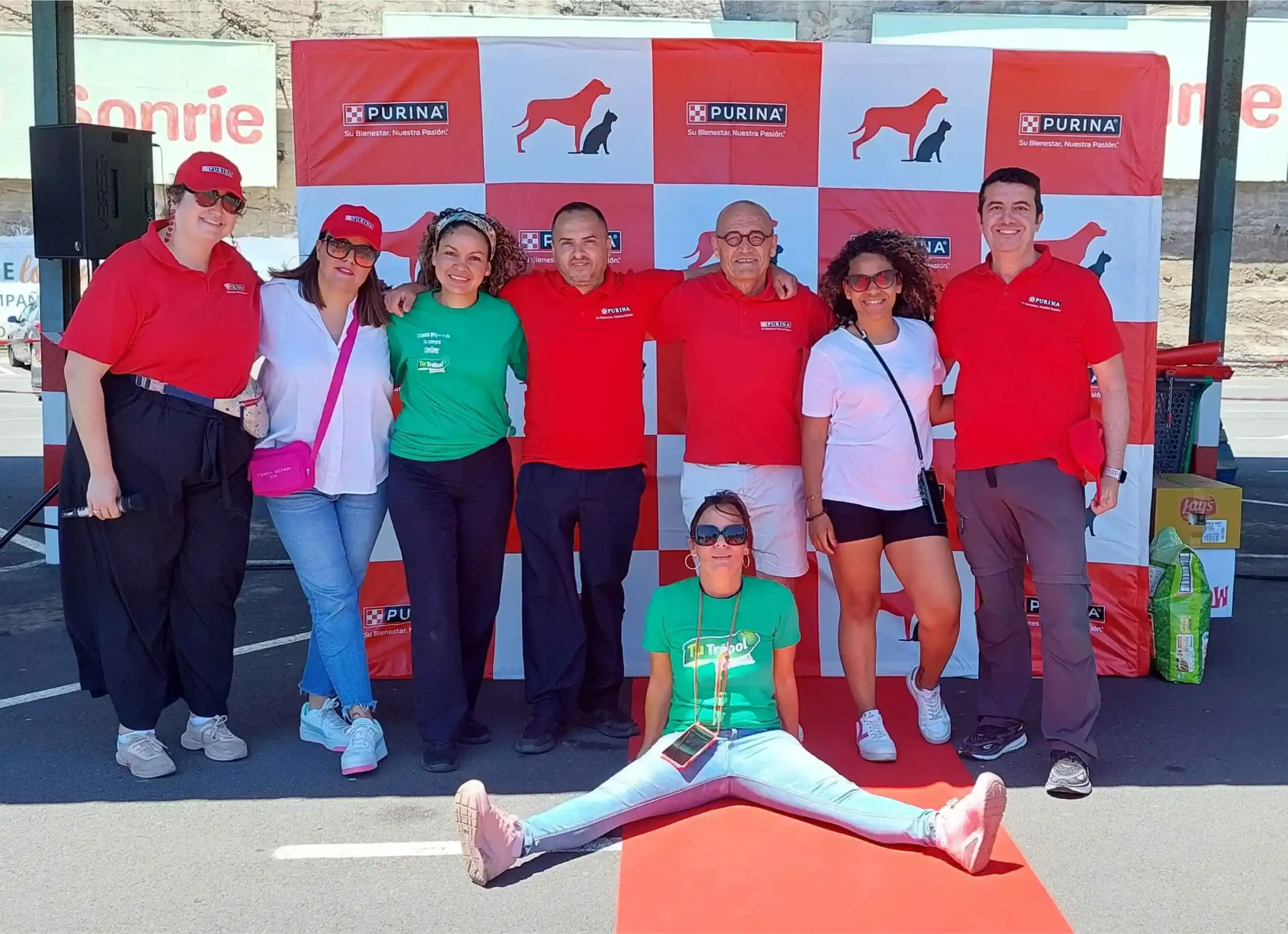 Equipo Purina y Tu Trébol